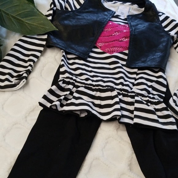 Piper baby 3 piece outfit size 5t black and white - Picture 2 of 7